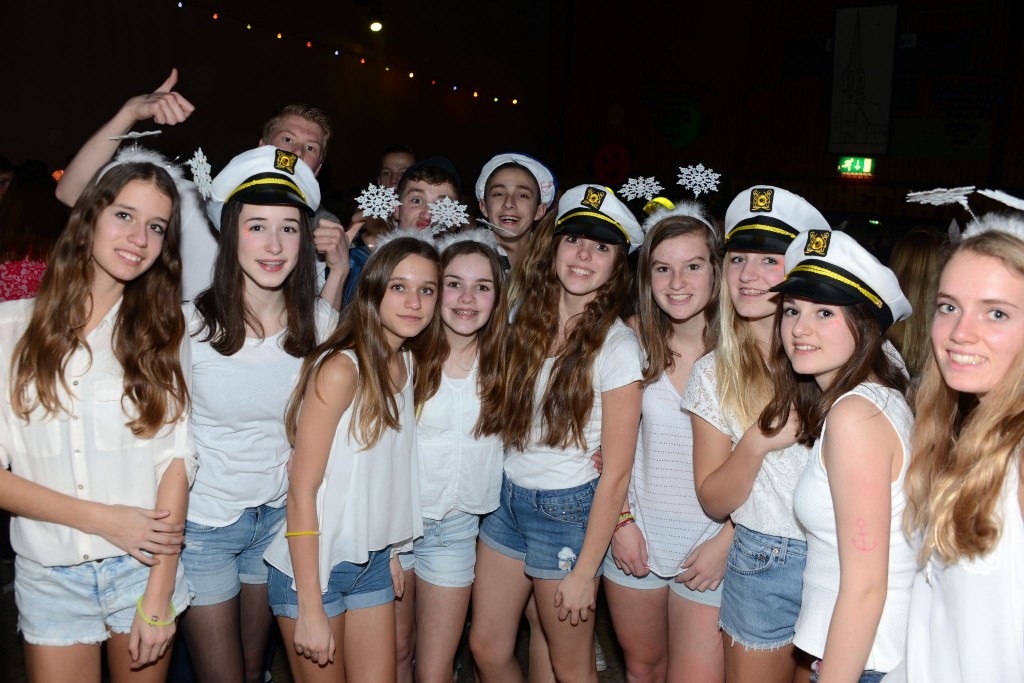 ../Images/Jeugddisco White Edition 261.jpg